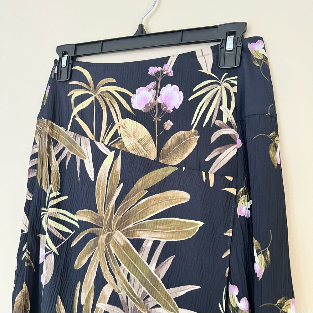 Vince Mixed Tropical Garden Crinkle MIDI Skirt EUC - Picture 5 of 7
